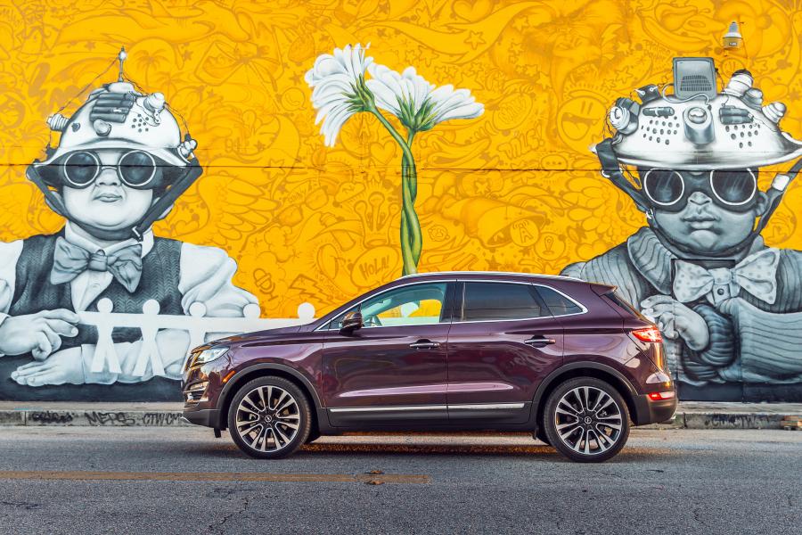  Lincoln MKC Black Label 2018 года  (фото 17 из 44)